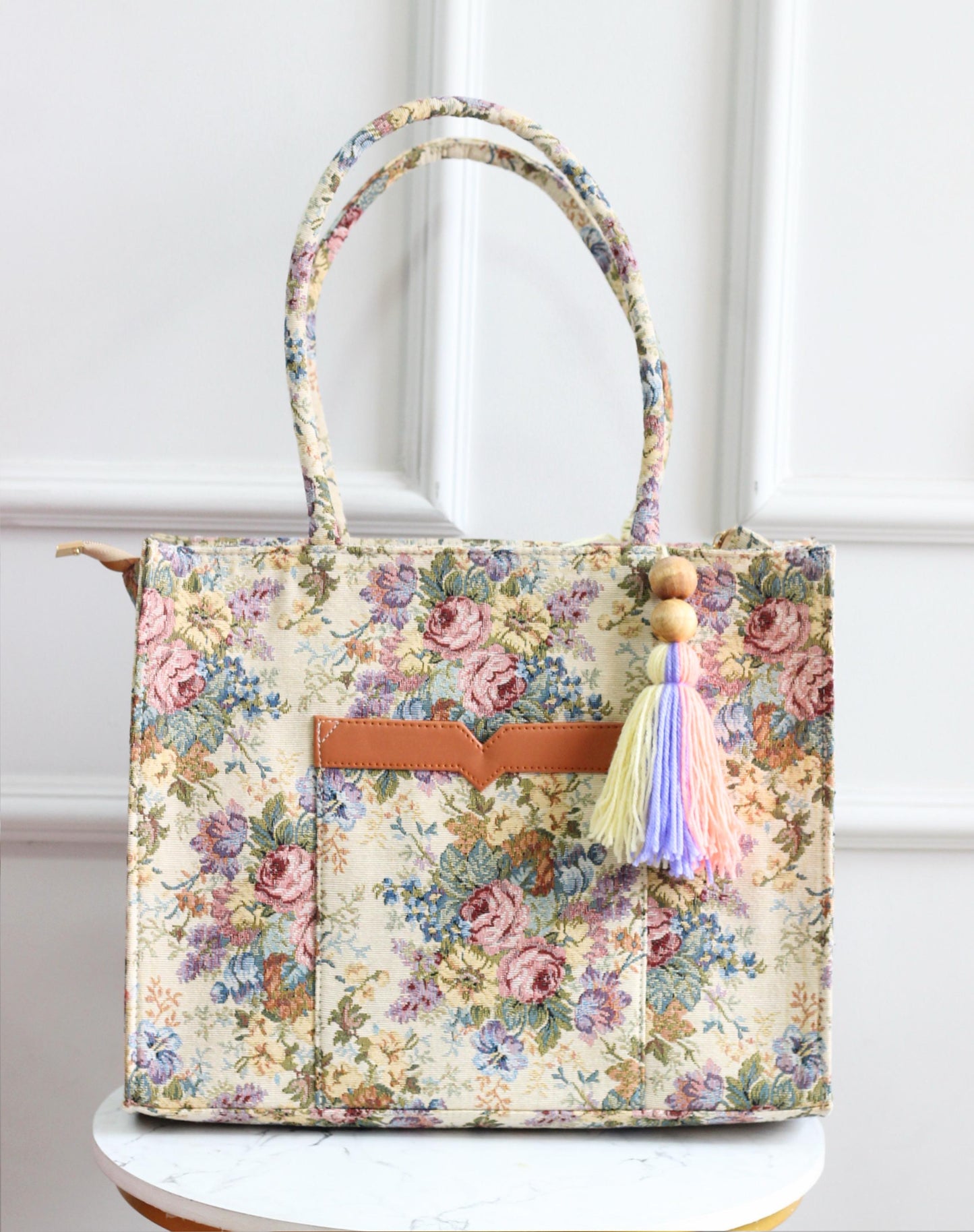BOX TOTE BAGS - Floral Edit - White
