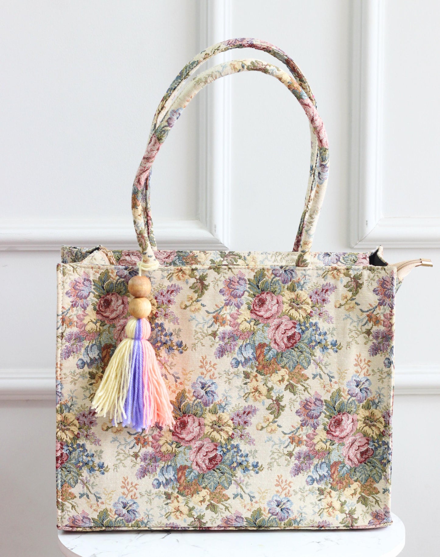 BOX TOTE BAGS - Floral Edit - White
